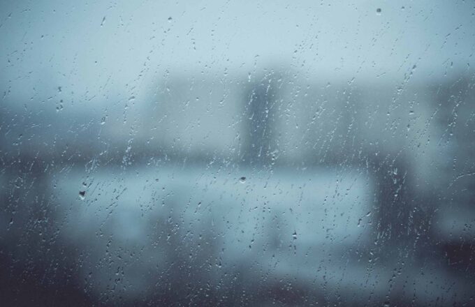 雨和瓦